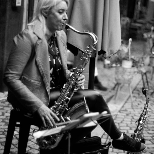 Музика на живо